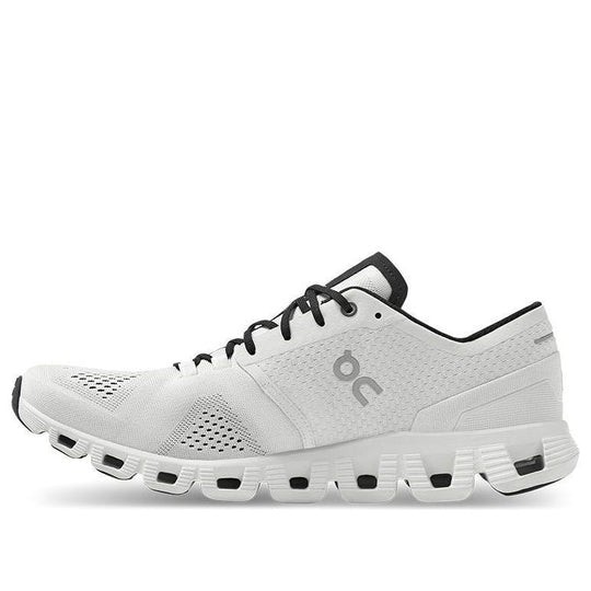 On Running Cloud X White Black